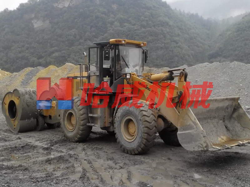 四川成都冲击压路机施工