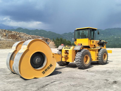 广州市冲击式压路机施工